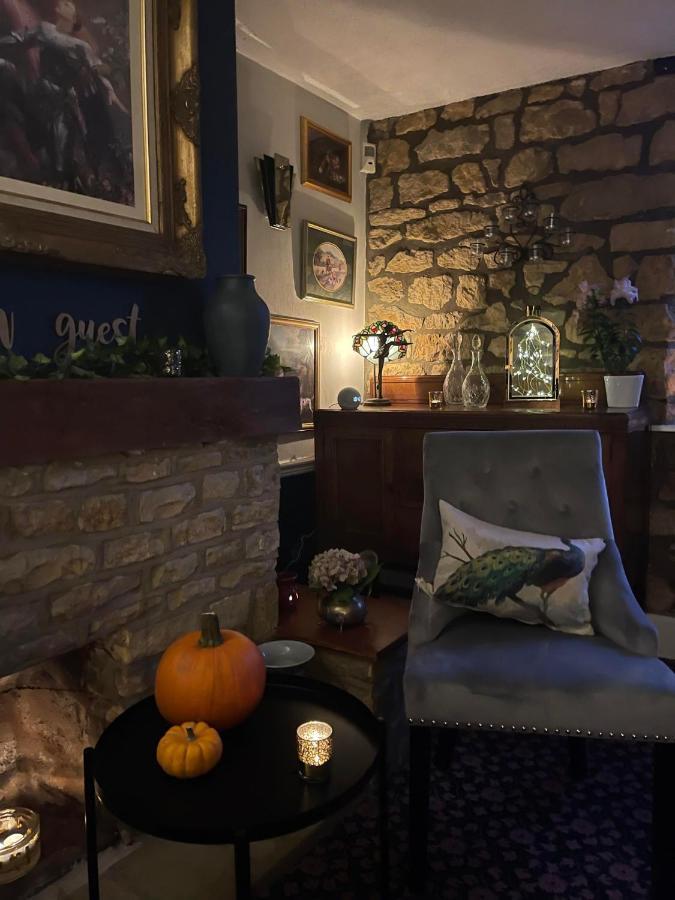 Отель Broadlands (Adults Only) Буртон-он-те-Уотер Экстерьер фото