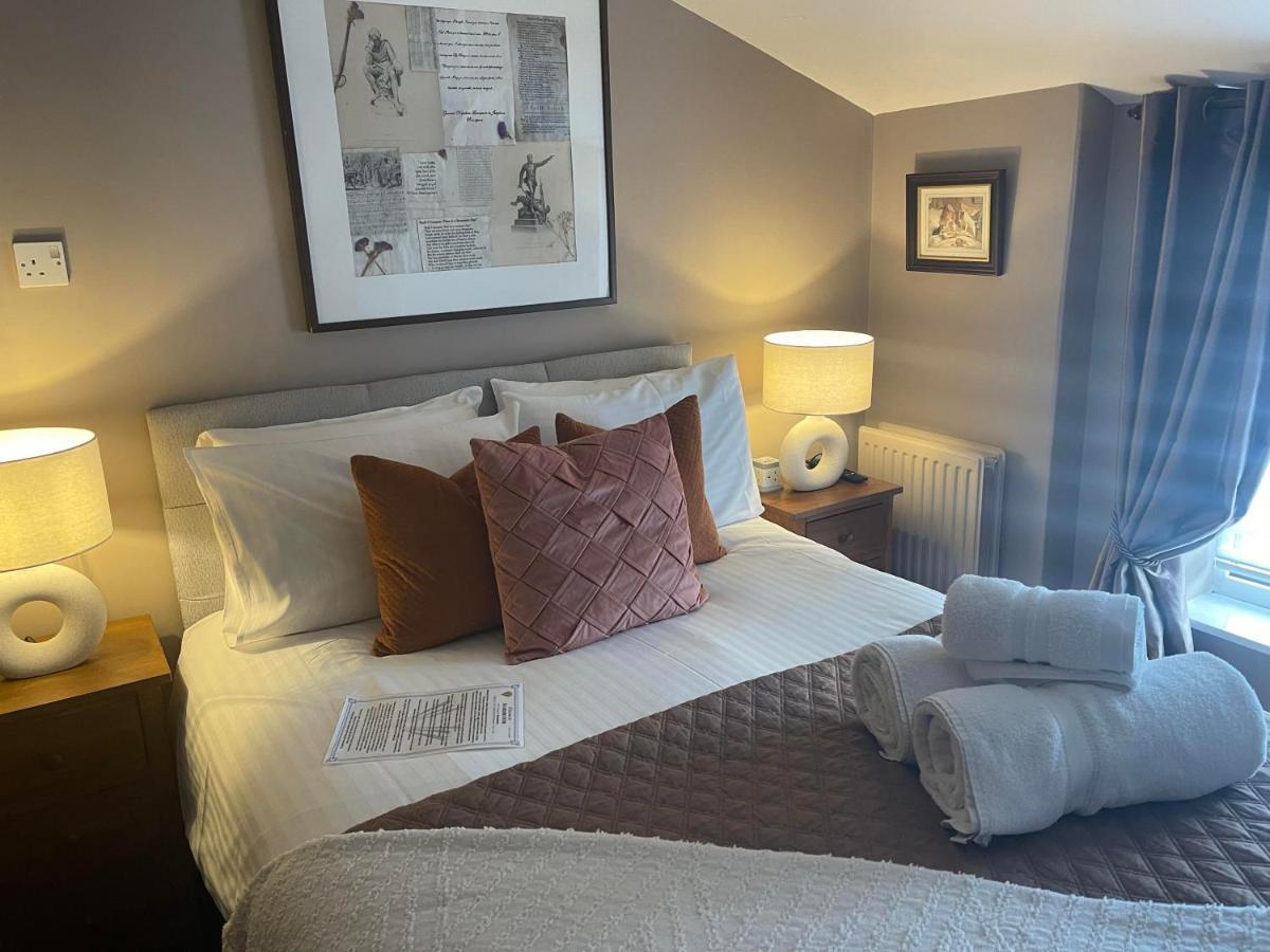 Отель Broadlands (Adults Only) Буртон-он-те-Уотер Экстерьер фото