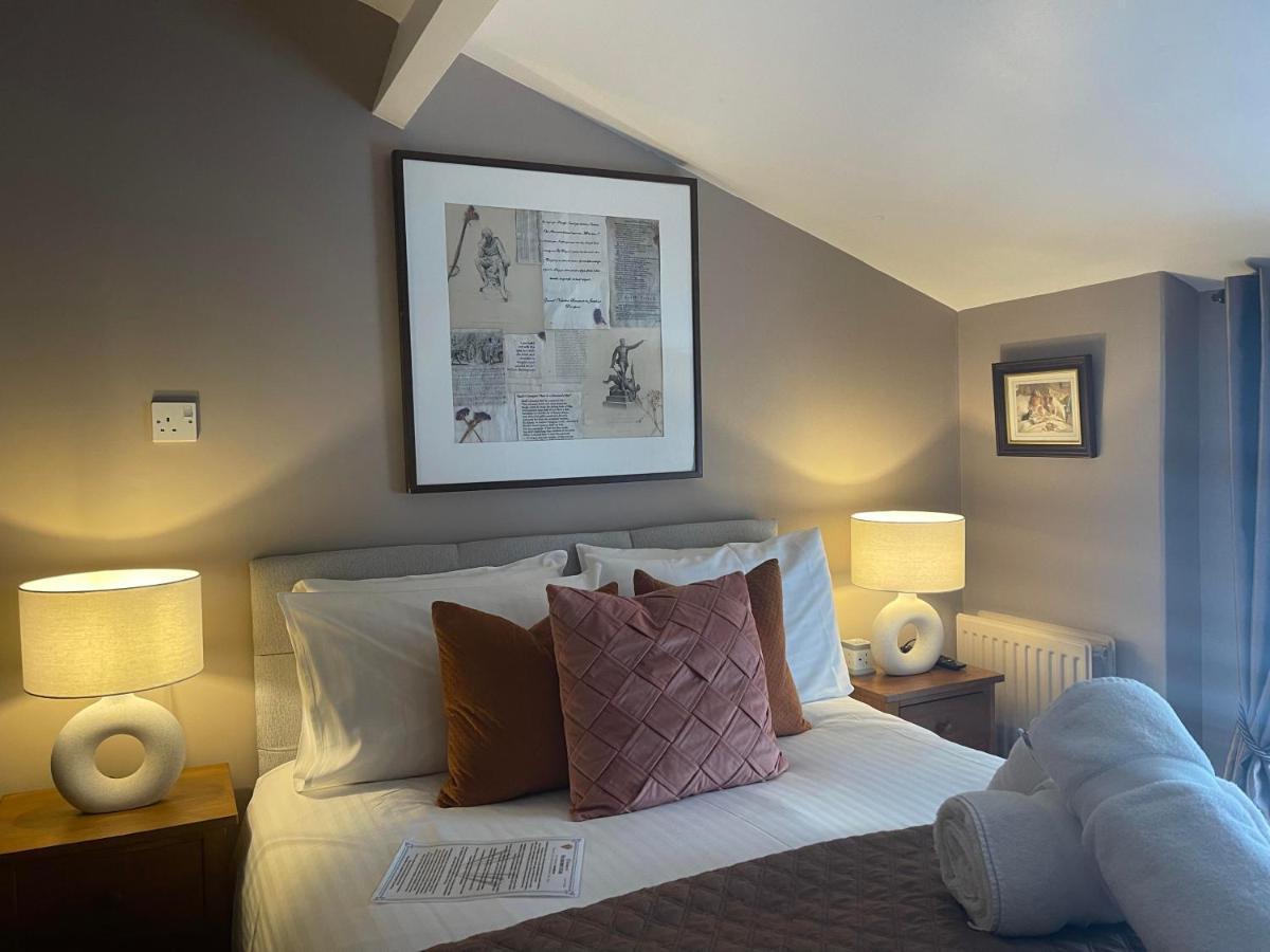 Отель Broadlands (Adults Only) Буртон-он-те-Уотер Экстерьер фото