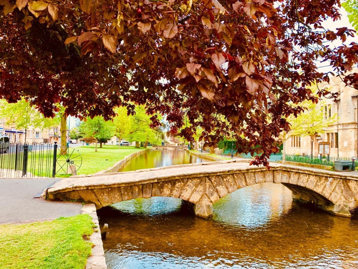 Отель Broadlands (Adults Only) Буртон-он-те-Уотер Экстерьер фото